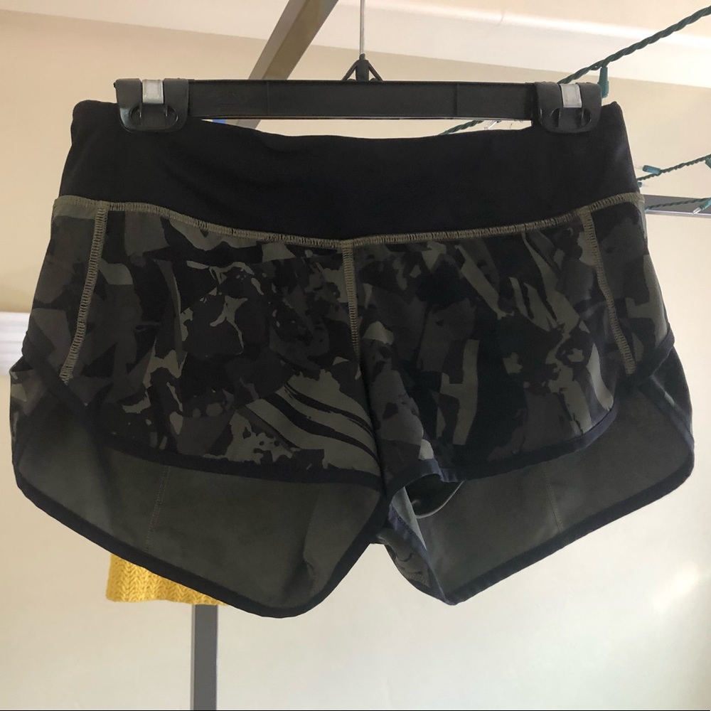 Lululemon Speed Short 2.5” Size 4
